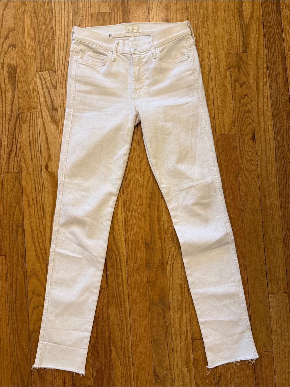 Mother sz 26 Pony Boy Fray in Staying Alive White Skinny Jeans 30” inseam